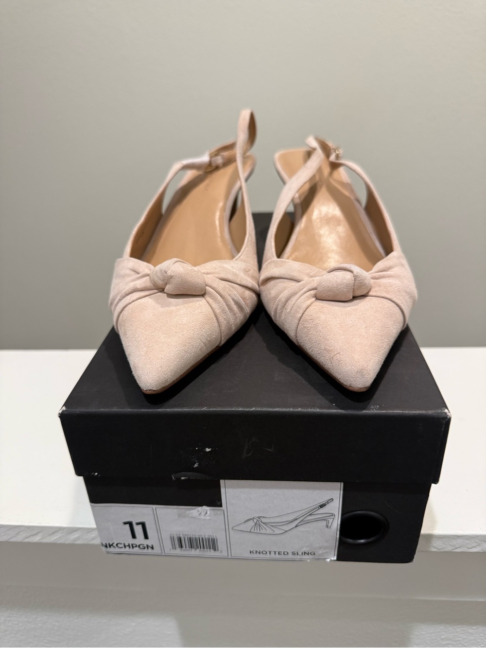 Banana Republic Pointed Knotted Slingback Flats in Light Blush